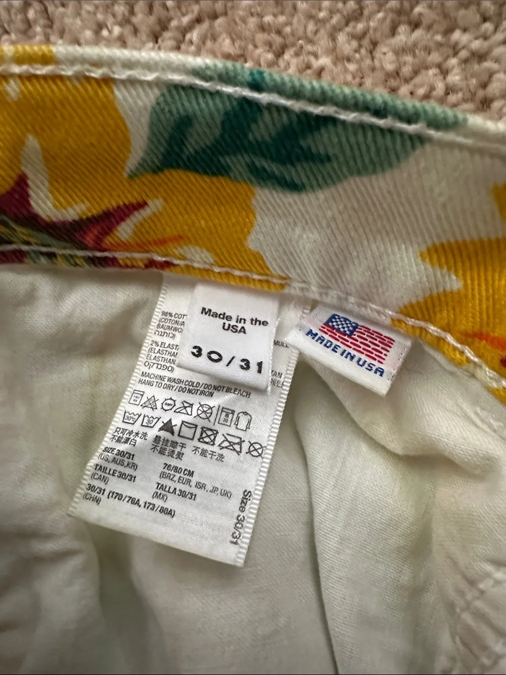 American Apparel Yellow Sunflower Print High-Waist Shorts SZ 30/31